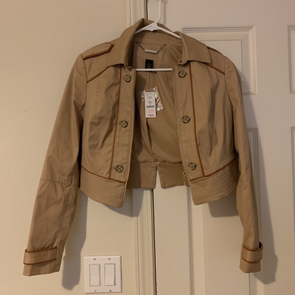 Cropped beige jacket NWT